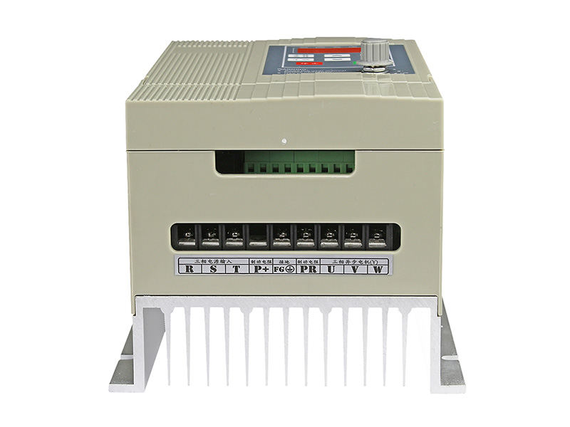 4000H通用變頻器，變頻器三相380V，變頻器廠家，電機(jī)變頻器